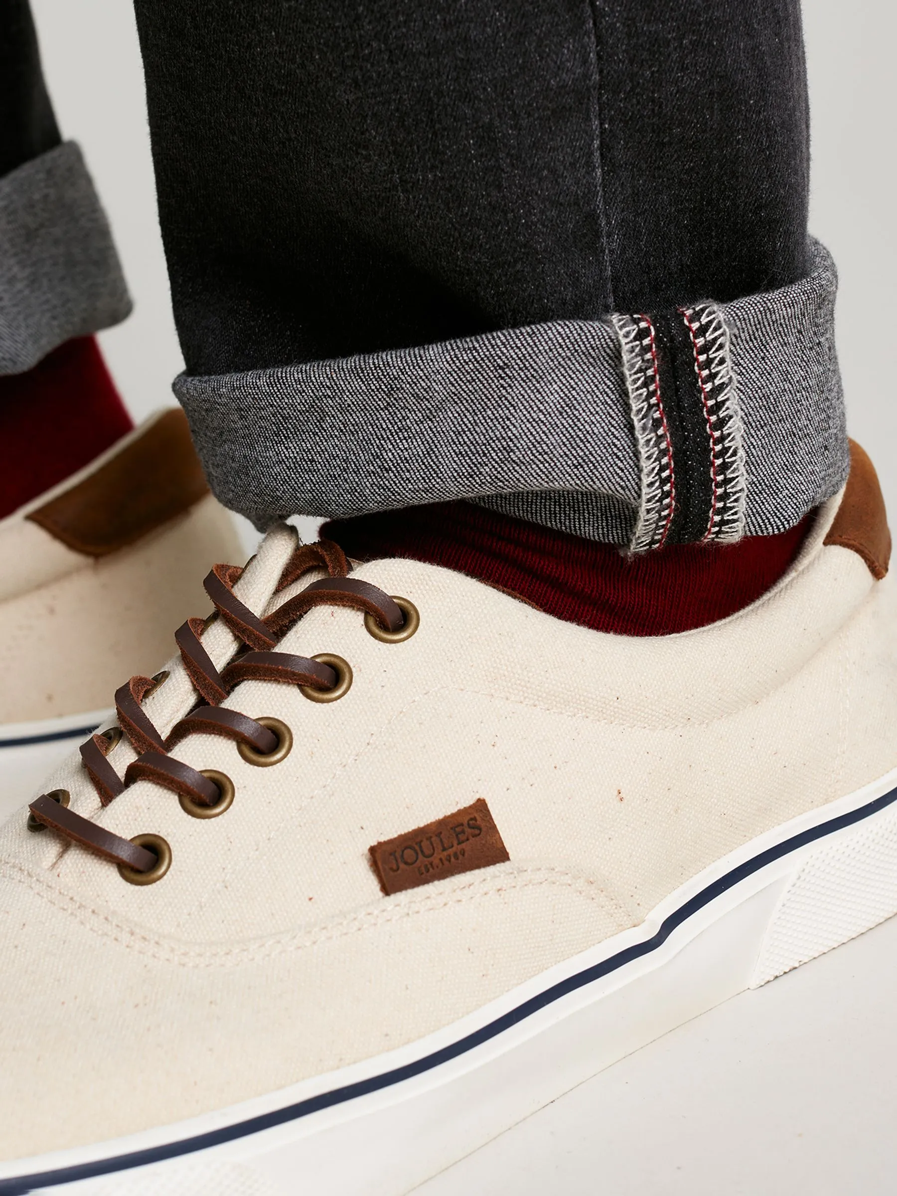 White Deck Cupsole Canvas Shoes